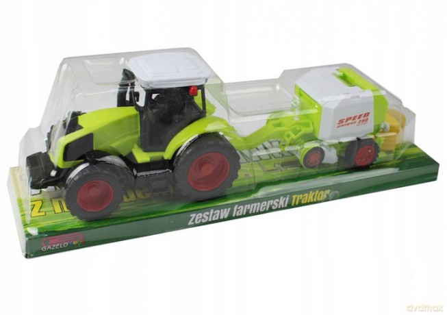 Traktor Z Maszyną Rolniczą