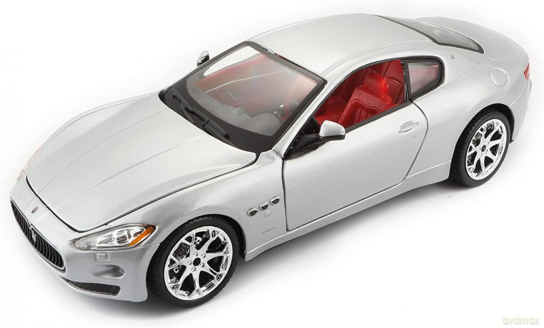 Maserati Granturismo Silver 1:24