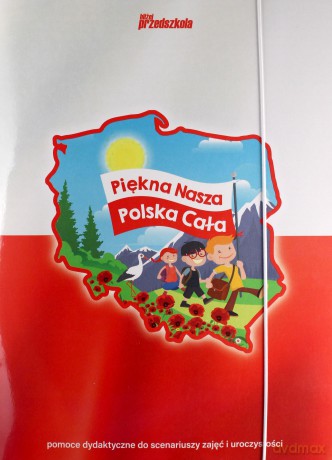 Teczka Piękna nasza Polska cała [KSIĄŻKA]