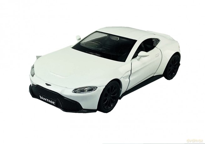 Aston Martin Vantage White RMZ