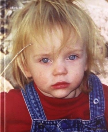 Billie Eilish - Billie Eilish [KSIĄŻKA]