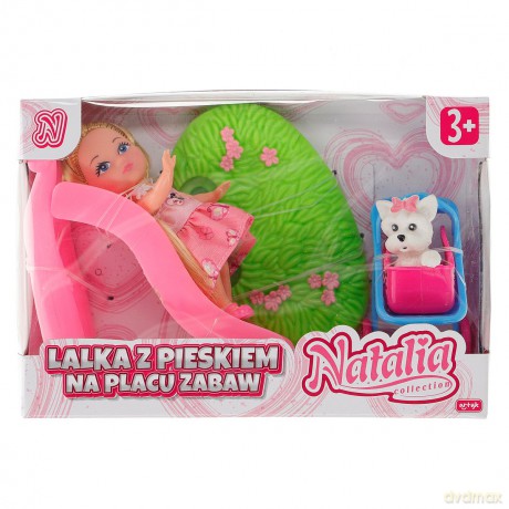 Lalka Natalia z pieskiem na placu zabaw 10 cm