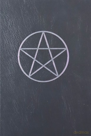 Book of Shadows: Little [KSIĄŻKA]