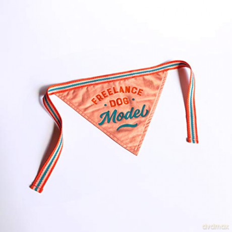 Freelance Dog Model Dog Bandana [KSIĄŻKA]