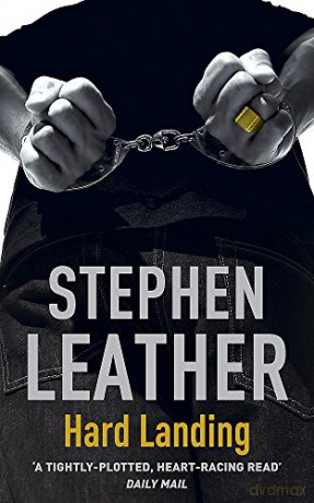 HARD LANDING (The 1st Spider Shepherd Thriller) [KSIĄŻKA]