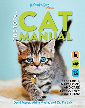The Total Cat Manual: 2020 Paperback Gifts for Cat Lovers Pet Owners Adopt-A-Pet Endorsed [KSIĄŻKA]