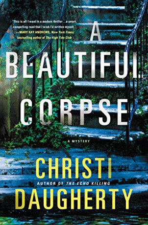 A Beautiful Corpse: A Harper McClain Mystery: 2 - Christi Daugherty [KSIĄŻKA]
