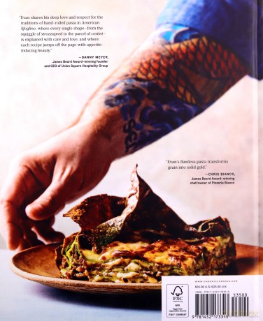 American Sfoglino: A Master Class in Handmade Pasta (Pasta Cookbook, Italian Cooking Books, Pasta and Noodle Cooking) - Evan Funke [KSIĄŻKA]