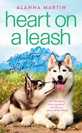 Heart on a Leash: 1 (Hearts of Alaska) - Alanna Martin [KSIĄŻKA]