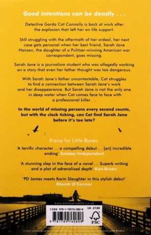 In Deep Water: The exciting new thriller from the #1 bestselling author (The Cathy Connolly Series) - Sam Blake [KSIĄŻKA]
