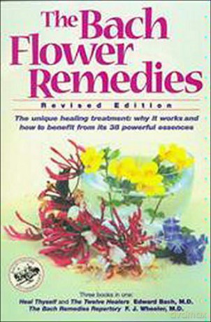 The Bach Flower Remedies (NTC KEATS - HEALTH) - Edward Bach [KSIĄŻKA]