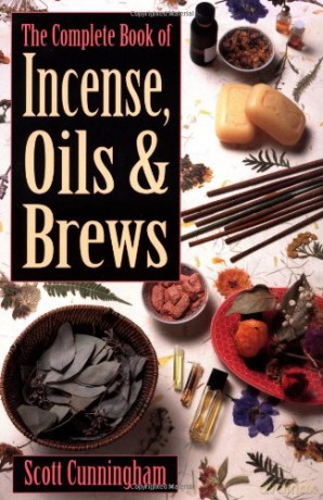 The Complete Book of Incense, Oils and Brews (Llewellyn's Practical Magick) - Scott Cunningham [KSIĄŻKA]