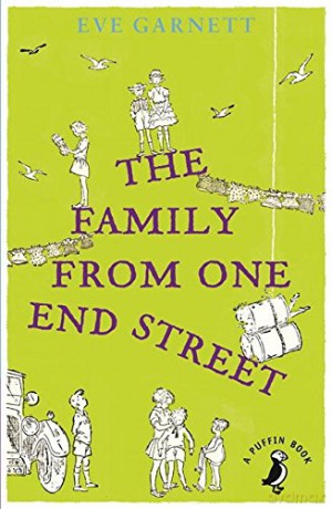 The Family from One End Street (A Puffin Book) - Eve Garnett [KSIĄŻKA]