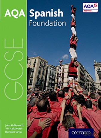 AQA GCSE Spanish: Foundation Student Book - John Halksworth [KSIĄŻKA]