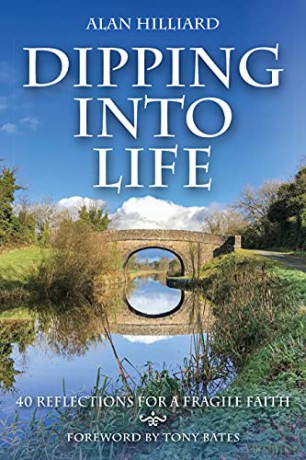 Dipping into Life - Alan Hilliard [KSIĄŻKA]