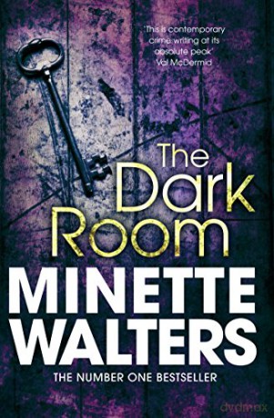 The Dark Room - Minette Walters [KSIĄŻKA]