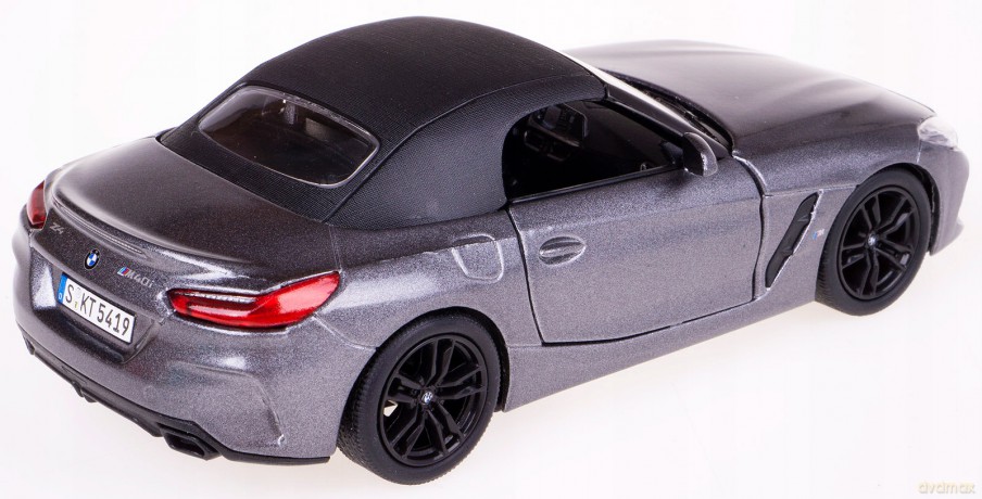 Auto BMW Z4 napęd metal