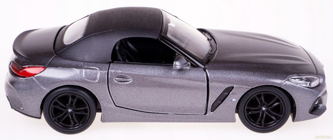 Auto BMW Z4 napęd metal