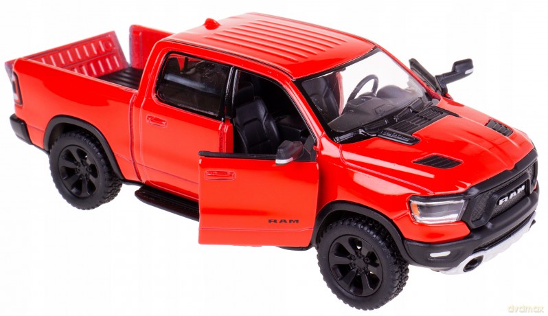 Auto Dodge Ram 1500 2019 napęd metal