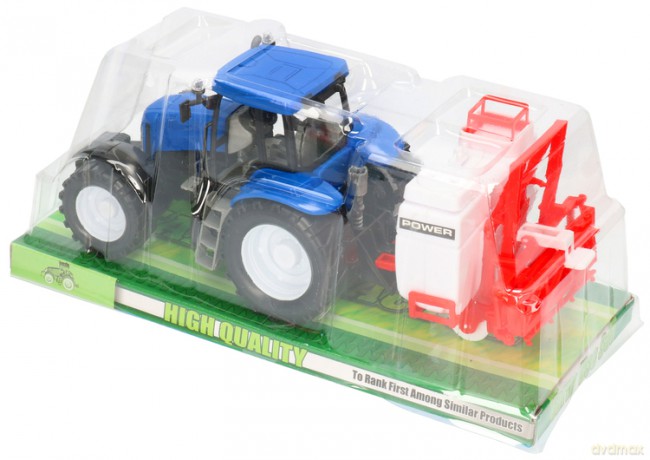 Traktor mały opryskiwacz