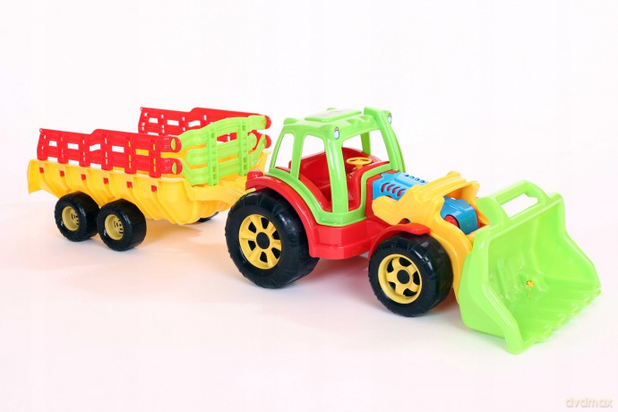 Traktor z przyczepą