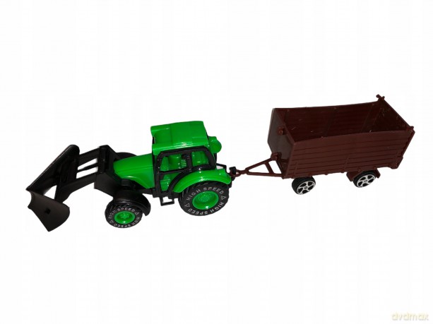 Traktor z przyczepą