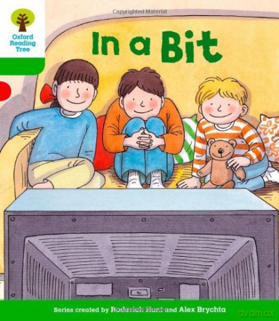Oxford Reading Tree: Level 2: First Sentences: In A Bit (Oxford Reading Tree, Biff, Chip And Kipper Stories New Edition 2011) - Roderick Hunt [KSIĄŻKA]