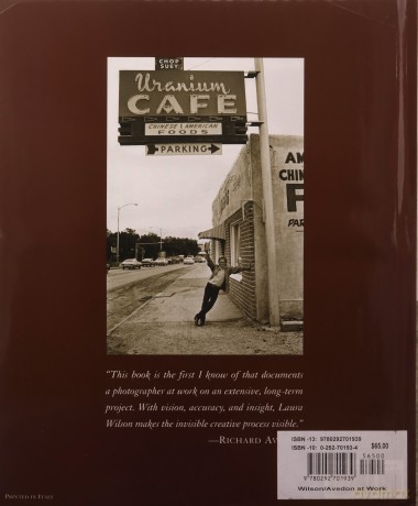 Avedon at Work: In the American West Harry Ransom Humanities Research Center Imprint Series - Laura Wilson [KSIĄŻKA]