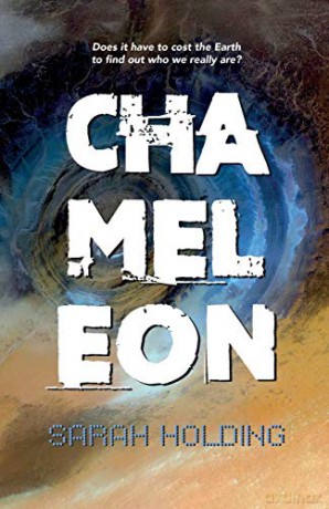 Chameleon: Does it have to cost the Earth to find out who we really are - Sarah Holding [KSIĄŻKA]