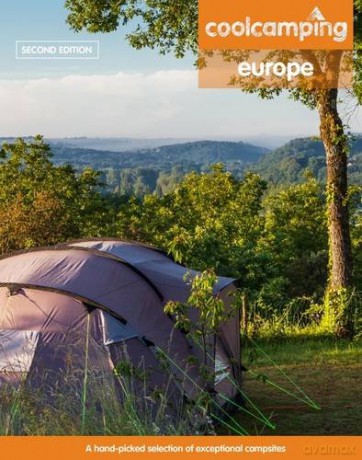 Cool Camping Europe: A Hand-Picked Selection of Campsites and Camping Experiences in Europe - Jonathan Knight [KSIĄŻKA]
