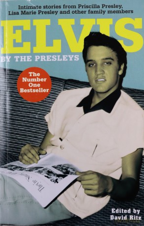 Elvis by the Presleys - Priscilla Beaulieu Presley [KSIĄŻKA]