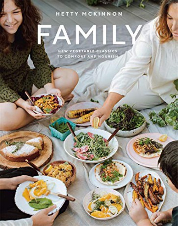 Family: New Vegetarian Comfort Food to Nourish Everyday - Hetty McKinnon [KSIĄŻKA]
