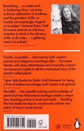 Gathering Moss: A Natural and Cultural History of Mosses - Robin Wall Kimmerer [KSIĄŻKA]