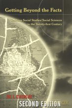 Getting Beyond the Facts: Teaching Social Studies/Social Sciences in the Twenty-first Century: 100 Counterpoints - Joe L. Kincheloe [KSIĄŻKA]