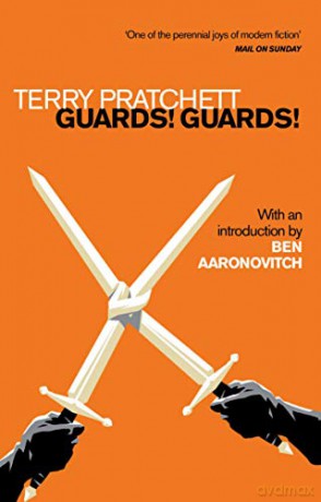 Guards! Guards!: Introduction by Ben Aaronovitch Discworld Novels - Terry Pratchett [KSIĄŻKA]