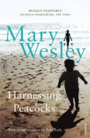 Harnessing Peacocks - Mary Wesley [KSIĄŻKA]