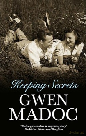 Keeping Secrets Severn House Large Print - Gwen Madoc [KSIĄŻKA]