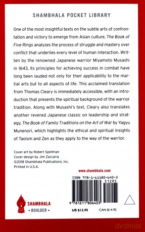 The Book of Five Rings Shambhala Pocket Library: Miyamoto Musashi: 27 - Miyamoto Musashi [KSIĄŻKA]