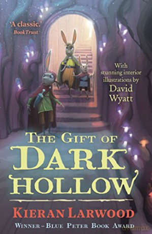 The Gift of Dark Hollow: Kieran Larwood The Five Realms - Kieran Larwood [KSIĄŻKA]