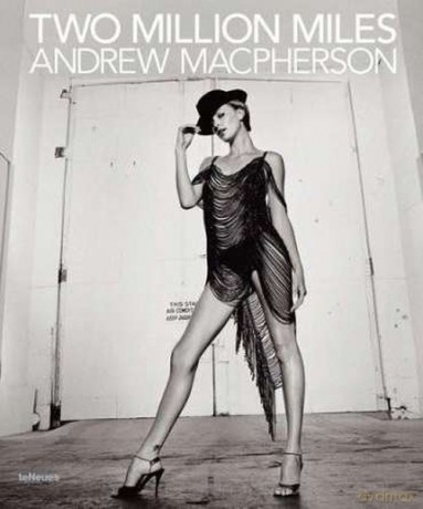 Two Million Miles - Andrew Macpherson [KSIĄŻKA]