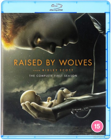 Raised By Wolves (Wychowane przez wilki) [Blu-Ray]