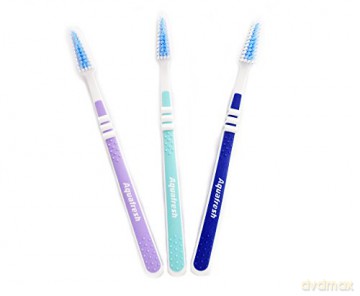 Aquafresh Flex Szczoteczka do zębów medium 1 op.-3szt