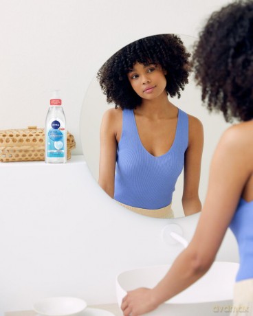 Nivea Hydra Skin Effect Żel micelarny do mycia twarzy 150 ml
