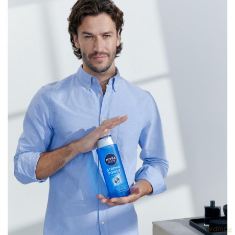 NIVEA Men Szampon do włosów wzmacniający Strong Power 400 ml