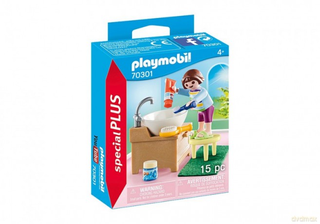 Special Plus 70301 Dziewczynka przy umywalce [FIGURKA]