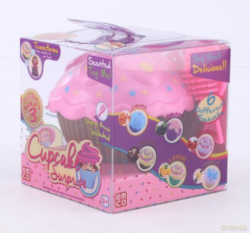 Cupcake Babeczka z niespodzianką Alice