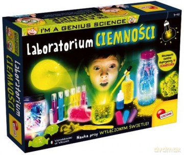 I'm Genius Science Science in the Dark Laboratorium ciemności
