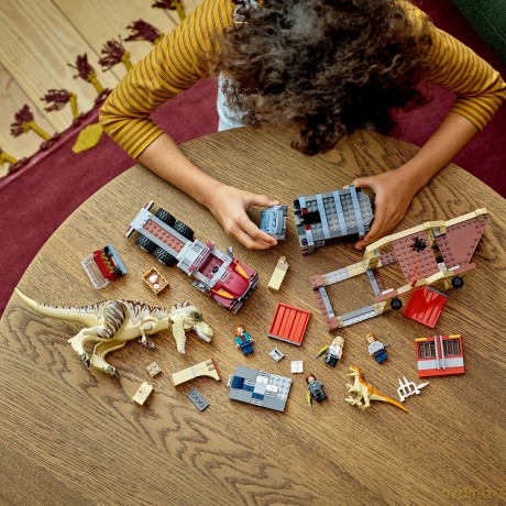 LEGO Jurassic World Ucieczka tyranozaura (76948) [KLOCKI]