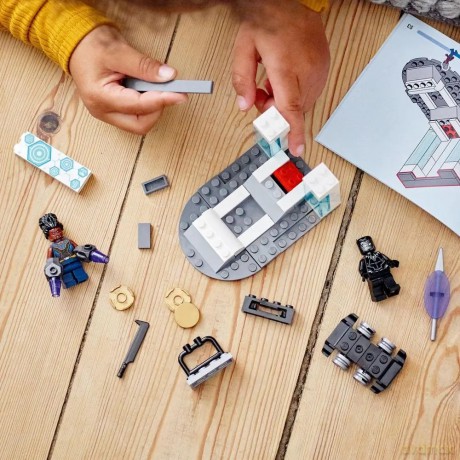 LEGO Super Heroes Laboratorium Shuri (76212) [KLOCKI]
