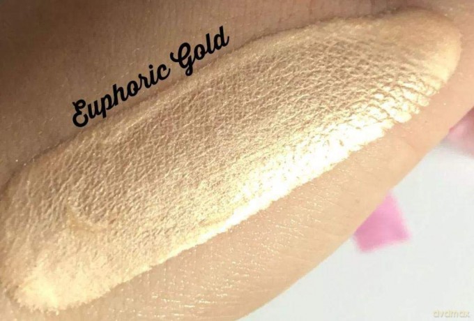 Makeup Revolution Liquid Highlighter Rozświetlacz w płynie Euphoric Gold 18ml